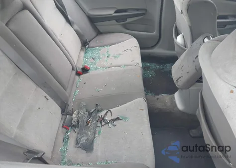 2010 Honda Accord 2.4 Lx z USA, uszkodzony, nr VIN 1HGCP2F32AA141283